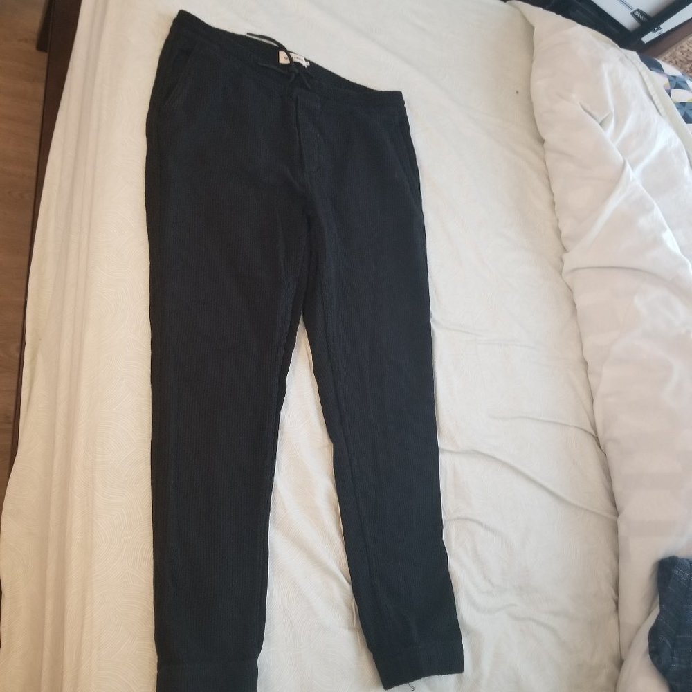Taylor Stitch Apres Pant in Black Waffle, M